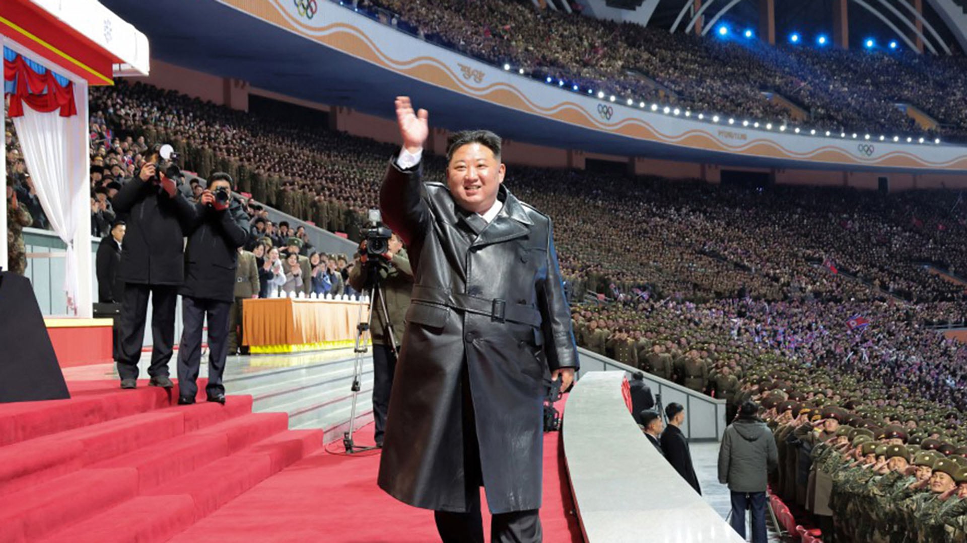 En su discurso de Año Nuevo, Kim Jong-un reafirmó su alianza con Putin y elogió a las tropas norcoreanas que combaten “en tierra extranjera”