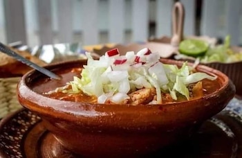 El pozole también sufrió algunas