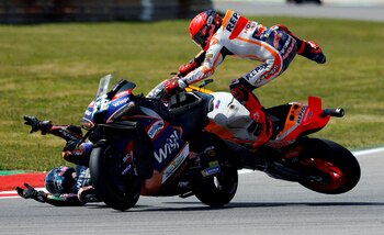 Marc Márquez al caerse en