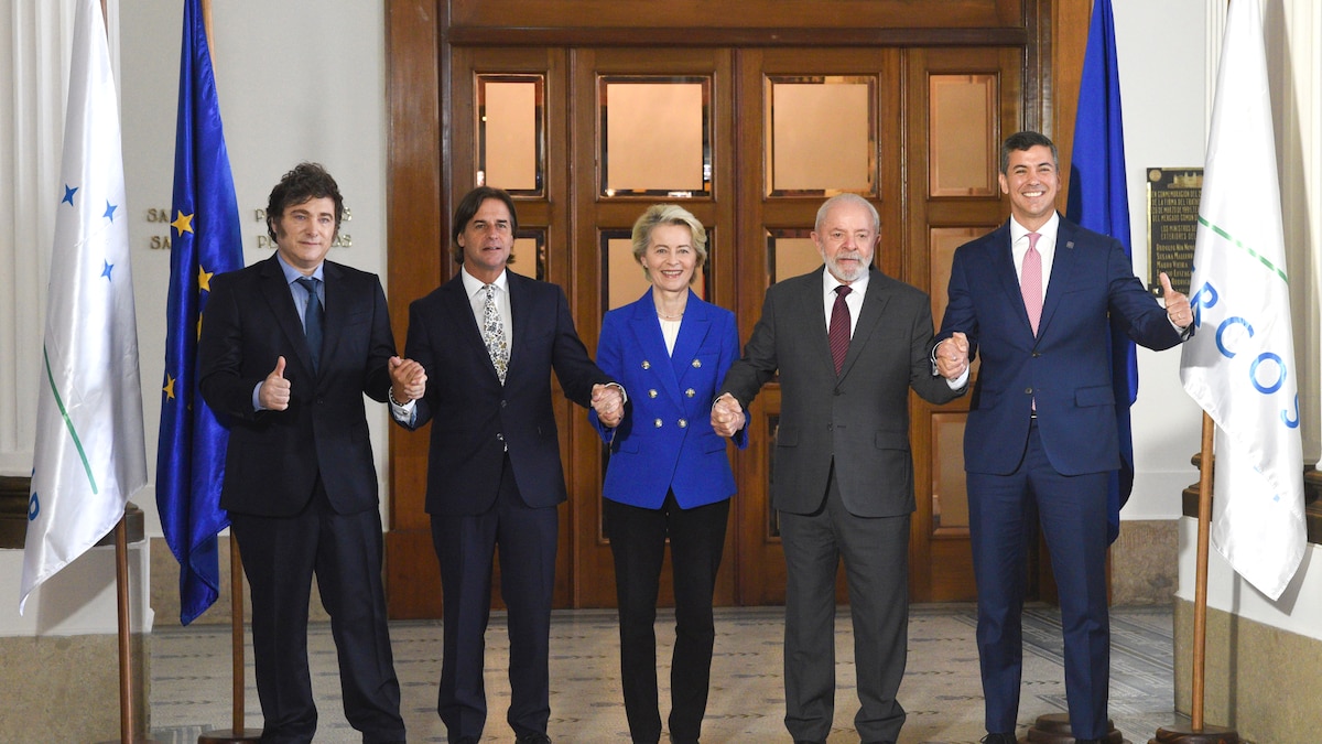 Javier Milei en conferencia; viaje a Asunción para la firma del acuerdo Mercosur-Unión Europea