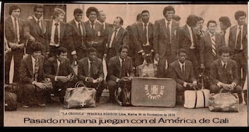Plantel de Alianza Lima viajando