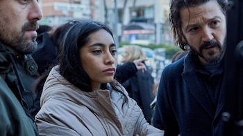 Diego Luna dirige ‘Ceniza en la boca’, un drama sobre la experiencia migrante basada en la novela de Brenda Navarro: “Es la película de la que estoy más orgulloso”