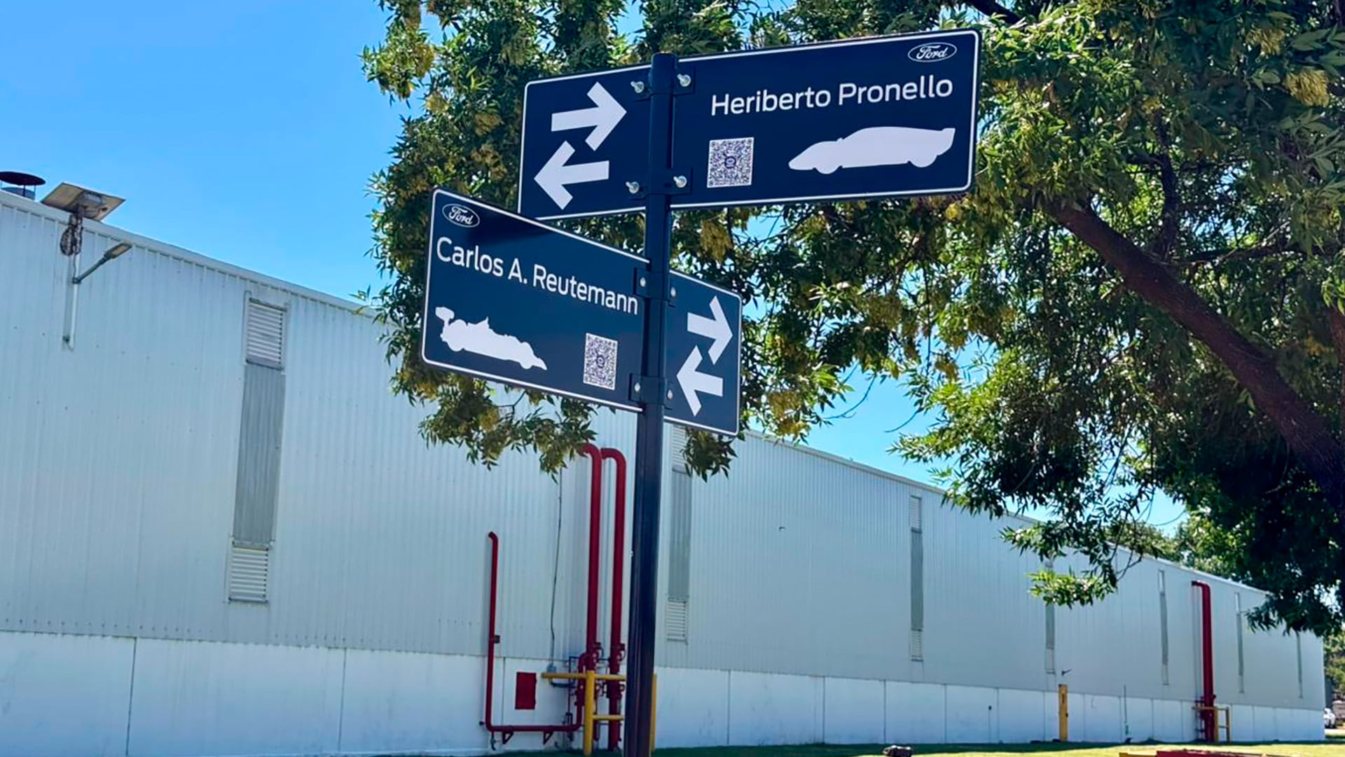 Carlos Reutemann y Heriberto Pronello coincidieron como piloto y preparador del Huayra F100 V8 en 1969