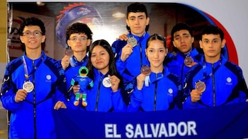 Levantamiento de pesas y taekwondo lideran una jornada dorada para El Salvador en Codicader 2026 con 24 medallas