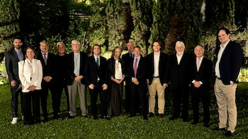 Los integrantes de la "Mesa