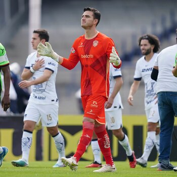 Regresa a la actividad el portero mexicano, busca regresar a su buen nivel con los de la frontera.