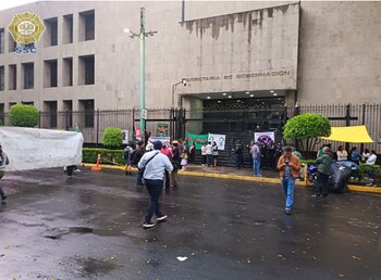 (X/ @OVIALCDMX)
