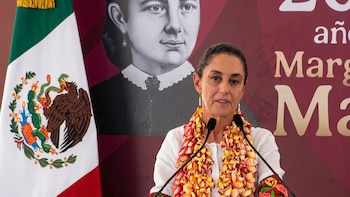 Sheinbaum pide aplausos en Oaxaca