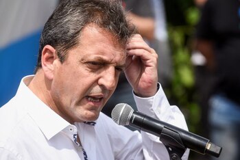 El candidato presidencial oficialista de