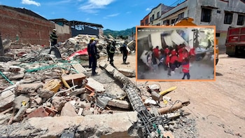 A casi un mes del terremoto, se reveló impresionante video de estudiantes de un colegio en Dosquebradas tratando de evacuar en medio de los destrozos