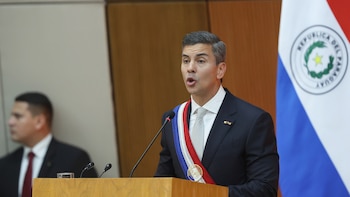 Santiago Peña dijo que Paraguay abrirá las puertas a los brasileños que quieran trabajar y vivir en el país