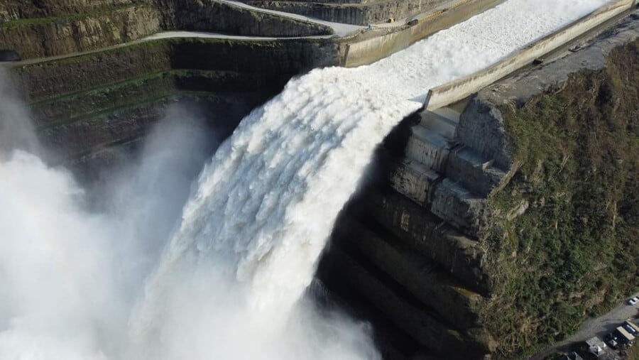 Las lluvias intensas en Antioquia elevan los niveles del embalse Hidroituango, generando preocupación en comunidades aguas abajo - crédito Colprensa