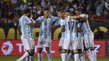 De destacarse en River Plate, jugar en la Selección y ganar el Puskás a ser fichado como “utilero”
