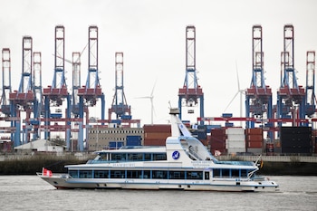 Londres reconvierte los Docklands en Canary Wharf con la intervención de la London Docklands Development Corporation desde 1981 (REUTERS/Annegret Hilse)