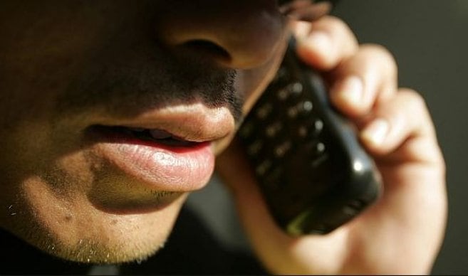 Buscan que se prohíban los celulares de las cárceles bonaerenses