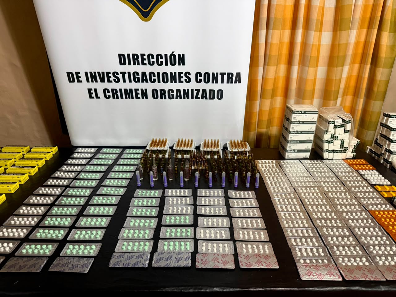 Parte de los medicamentos secuestrados