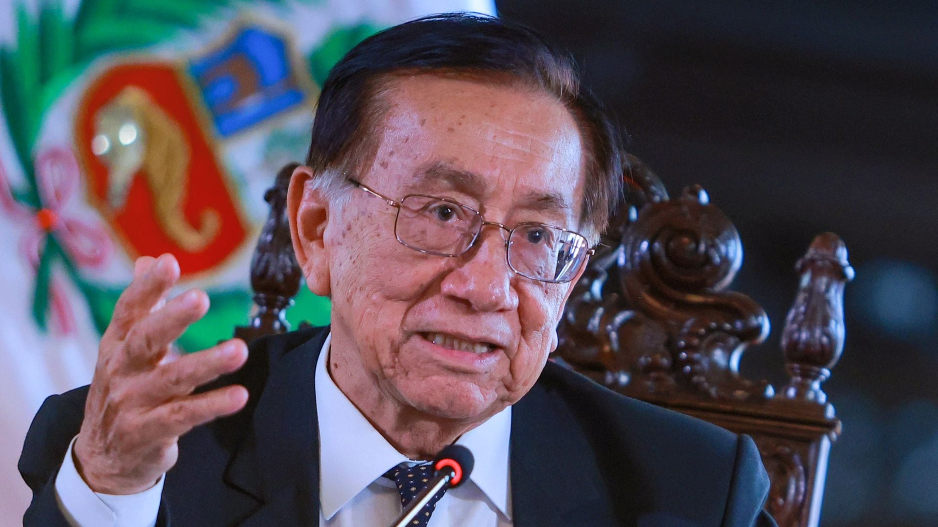 Balcázar confirmó que promulgará la Ley que dará gratificación y CTS a los CAS. ¿Hasta cuándo tiene tiempo? - Crédito Presidencia