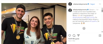 Rafaela Pimenta con Santiago Giménez