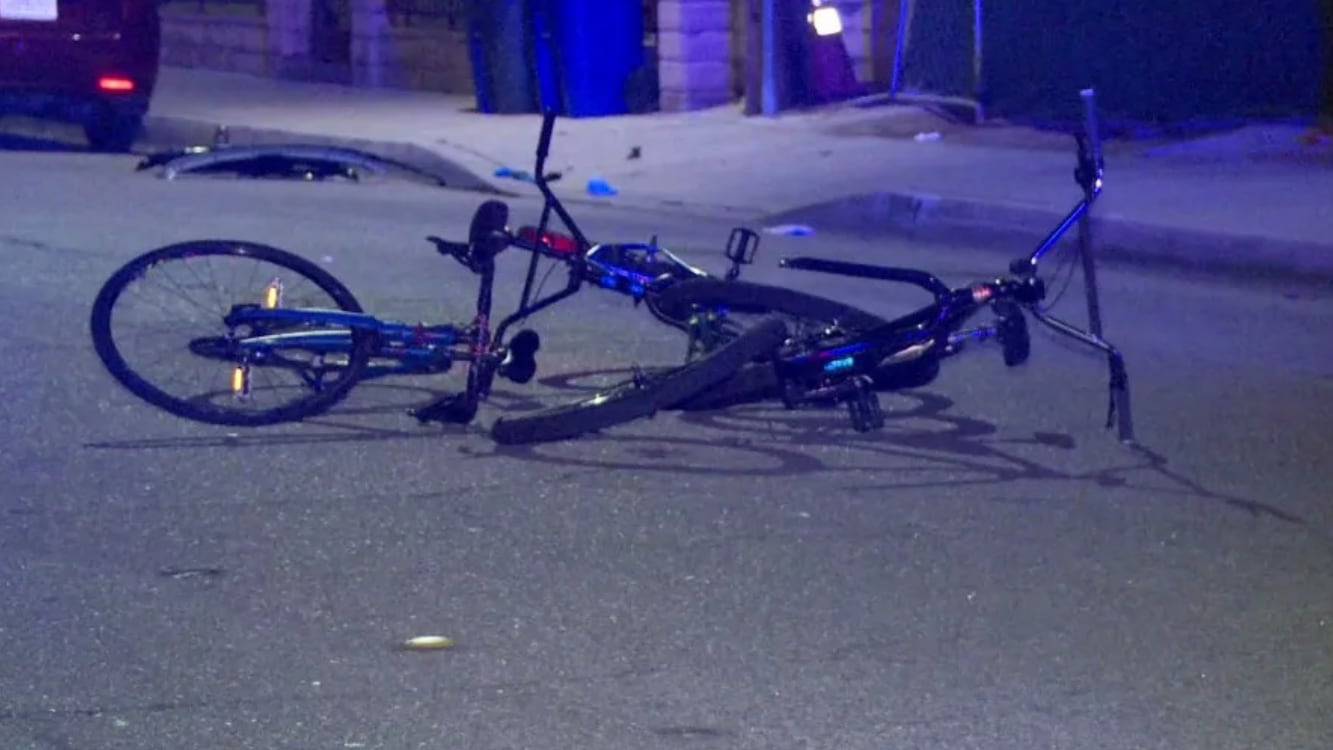 Conductor alcoholizado atropella a 30 ciclistas en California y deja dos muertos