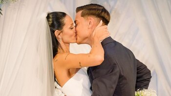 El beso entre Oriana y