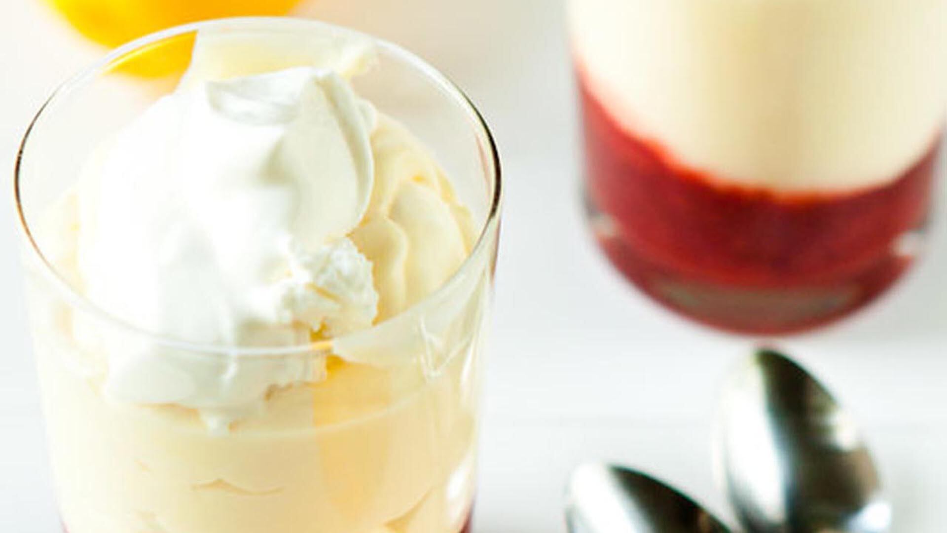 El mousse de limón exprés se posiciona como el postre favorito por su sencillez y elegancia en la cocina casera. Crédito: Emily Carlin / Flickr