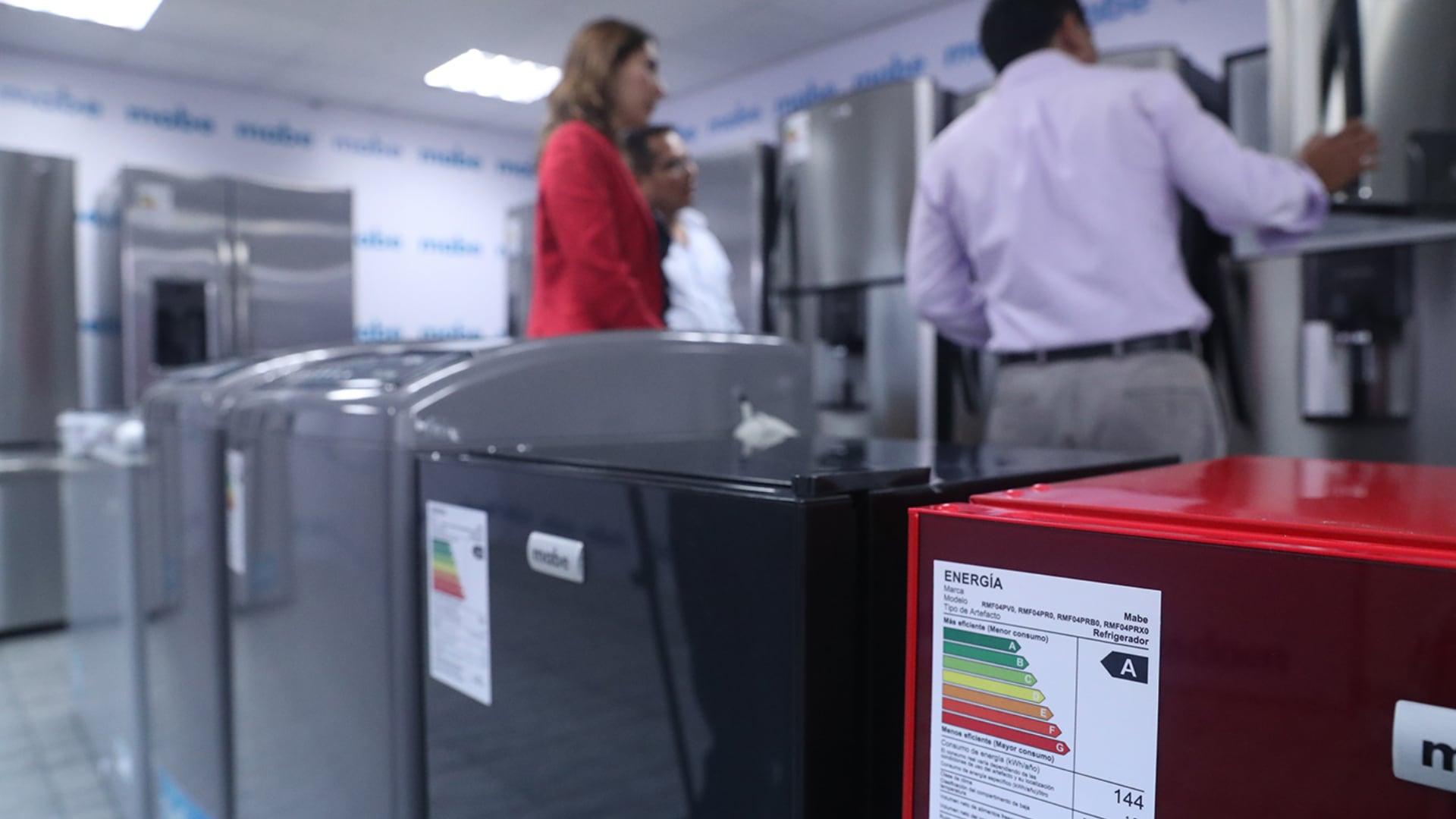 La apreciación del tipo de cambio profundizó la baja de precios en electrónica de consumo, con descensos cercanos al 40% interanual a noviembre