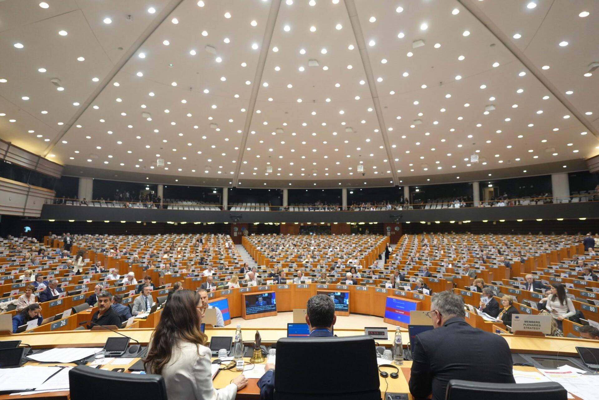 El Comité Europeo de las Regiones subrayó la importancia de las comunidades locales para la reconstrucción de Ucrania (Europa Press)