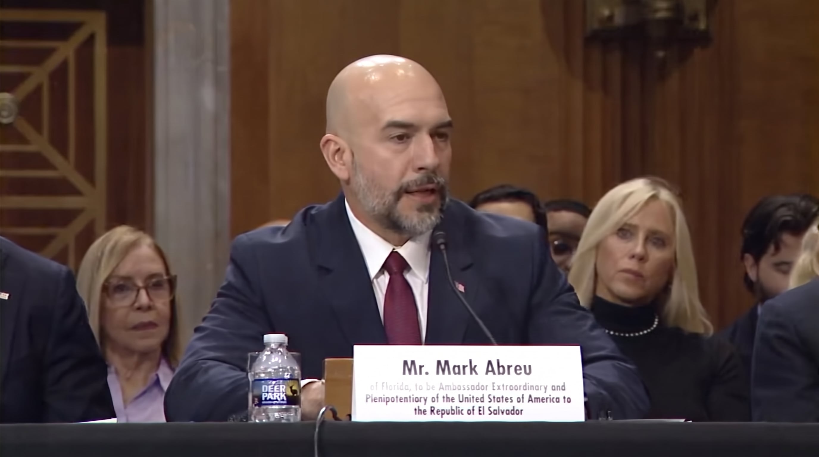 Mark Abreu declara durante su audiencia de confirmación como embajador de Estados Unidos ante la República de El Salvador.