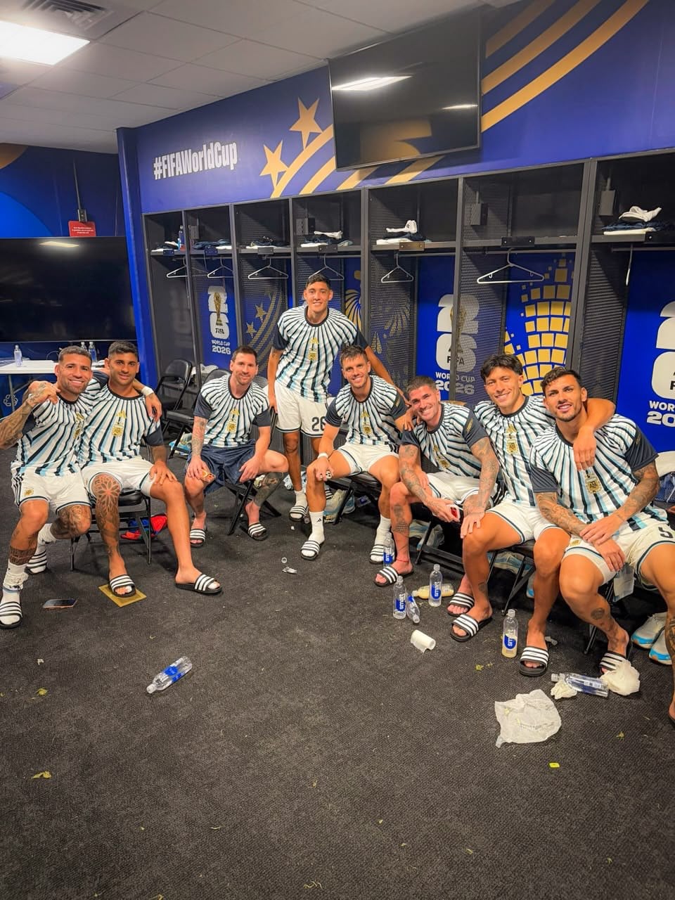 La foto que compartió Nicolás Otamendi tras la clasificación de la selección argentina a los cuartos del Mundial