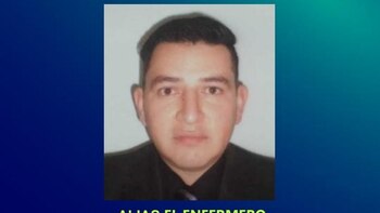 Ofrecen millonaria recompensa por enfermero