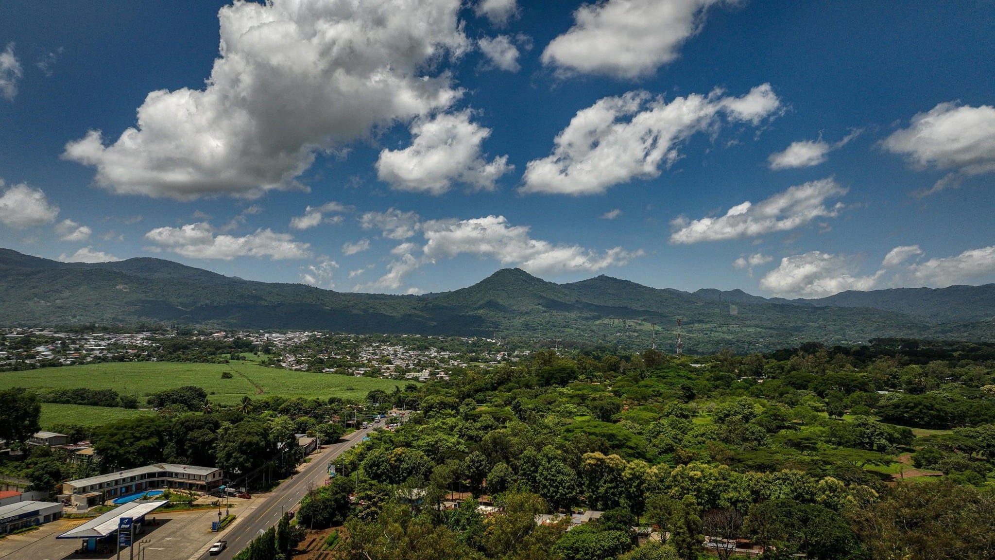 El Salvador enfrenta un escenario de El Niño muy fuerte, con riesgo de afectaciones para la agricultura, la ganadería, la salud, la energía y los recursos hídricos. (Foto cortesía MARN)