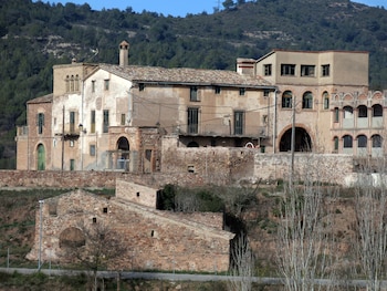 Rellinars conserva numerosos edificios de origen medieval. (Wikimedia)