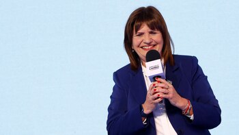 Con una publicista, Patricia Bullrich