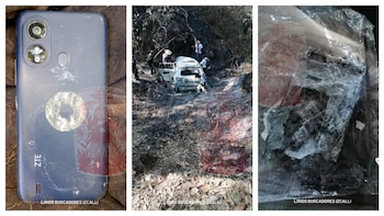 Entre lo hallado por el cocetivo de búsqueda hay celulares quemados, así como un auto en el mismo estado, restos óseos humanos, cuero cabelludo decolorado a rubio, ropa interior de mujer, ropa de hombre y varios zapatos Foto: Lirios buscadores Izcalli