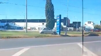 Insólito video: un funcionario explicaba