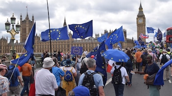 El apoyo de los británicos al regreso de Reino Unido a la UE aventaja al rechazo en 22 puntos