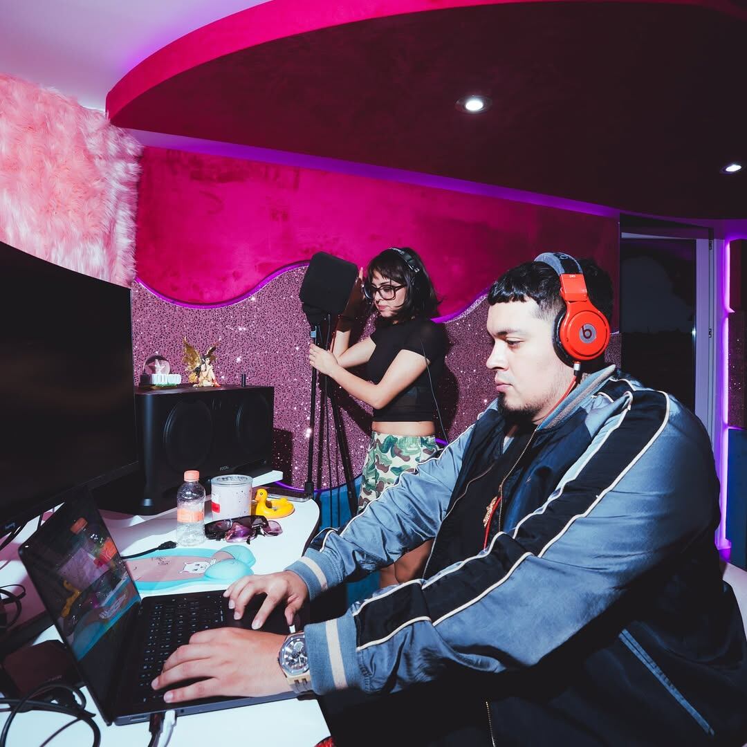 Cachirula & LOOJAN. (Instagram)