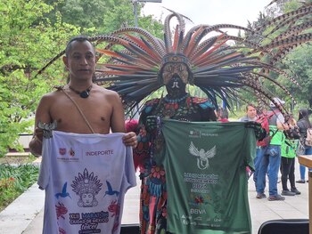 Medallas y playeras que se