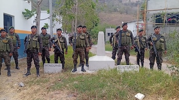 El Ejército de Guatemala mantendrá presencia indefinida en la frontera con Honduras