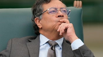 Petro se enfrenta a una