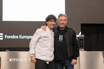 Albert Adrià con su hijo,