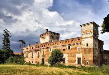 Castillo de Padernello, Italia