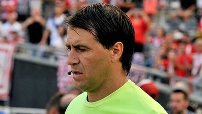 Paletta pasó de ser árbitro de campo a especializarse en el VAR