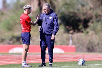 Gustavo Alfaro junto a Julio