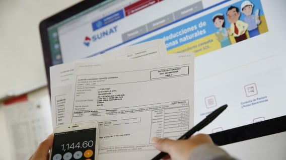 Tendrás que registrar tus boletas en línea. - Crédito Difusión