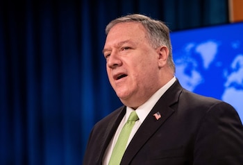 FOTO DE ARCHIVO: El secretario de Estado de Estados Unidos, Mike Pompeo, habla con los medios en el Departamendo de Estado en Washington DC, EEUU, el 20 de mayo de 2020. Nicholas Kamm/Pool via REUTERS