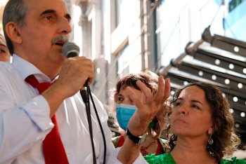 Guillermo Moreno junto a Nydia