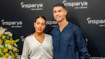 Georgina Rodríguez se casó con Cristiano Ronaldo sin vestido y en el salón de su casa: “Castillos tenemos al alcance de la mano, algo íntimo es más inusual”