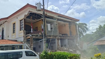 Fuerte terremoto de magnitud 7.6 sacude Panamá y provoca evacuaciones preventivas de edificios