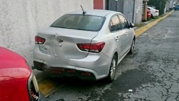 Localizan en Tecámac vehículo usado por detenidos por multihomicidio de tecladista de Camilo Séptimo